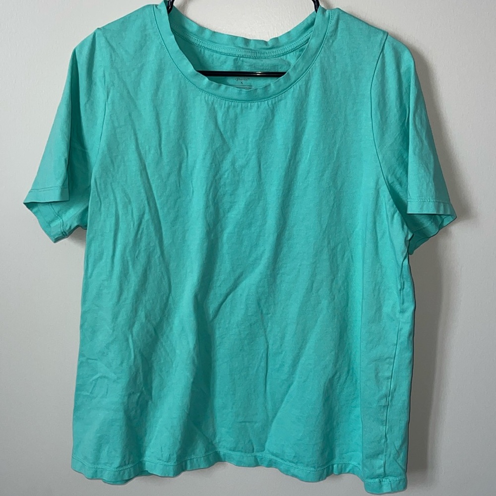 Green T shirt
